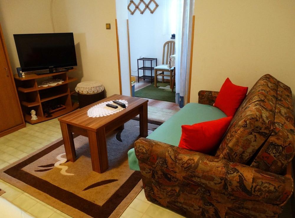 Quiet and Cozy Apartment Crikvenica