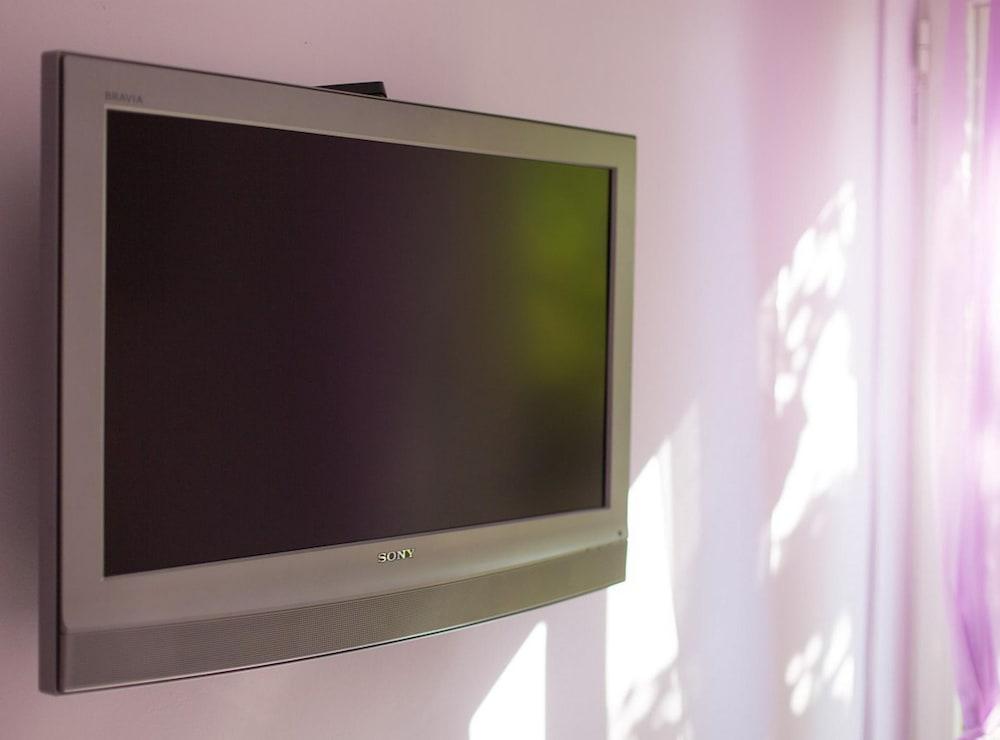 Elegant Krk Hideaway Apartment With Terrace