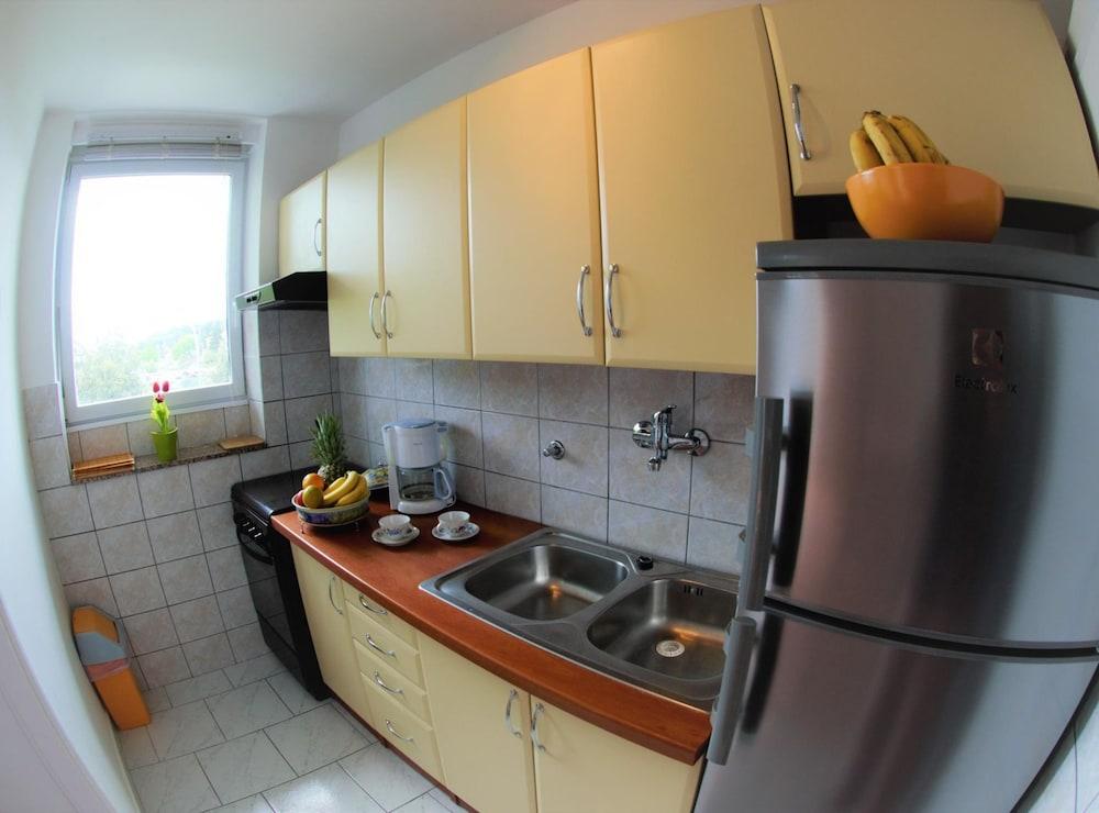 Bright and Breezy Apartment With Terrace and Sea View