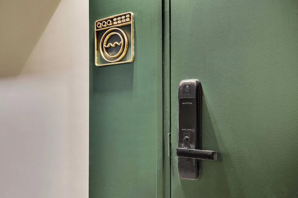 Modern "green Suites" Residence - Meudon/velizy