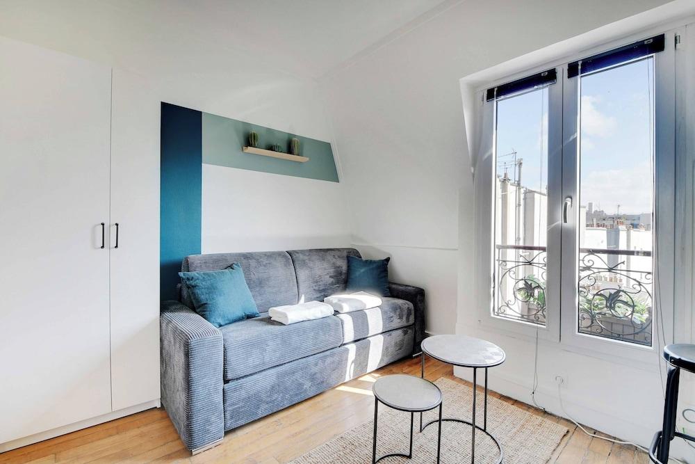 Intimate Studio for 2 People - Batignolles