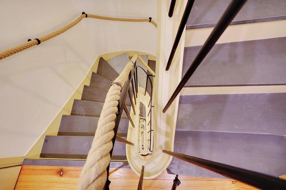 Chic Studio for 2 People - Republique