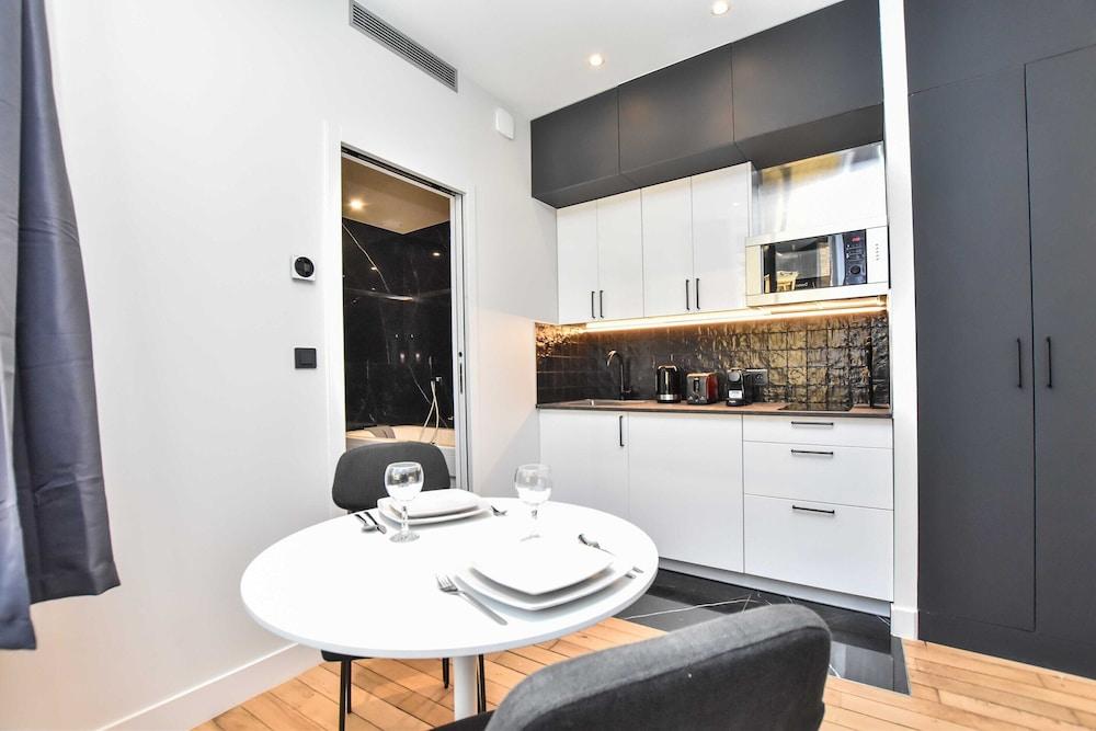Chic Studio w/ Jacuzzi - 2P - Near Palais Garnier