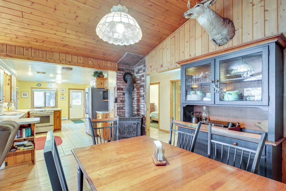 Scenic Cabin w/ Private Beach in Crosslake!