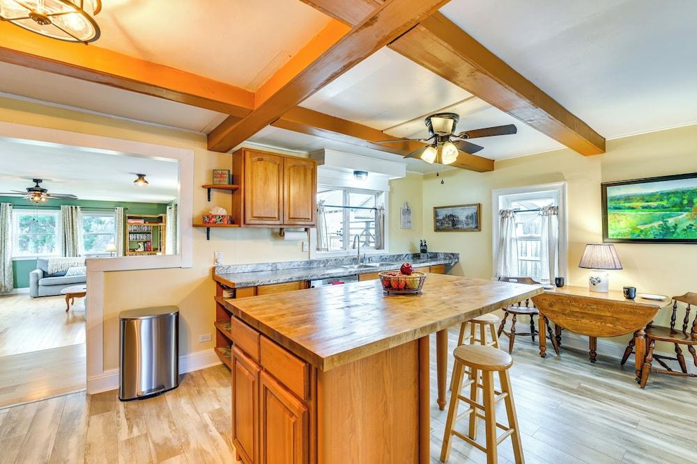 'the Olde Westerlo Village House' - Winter Retreat