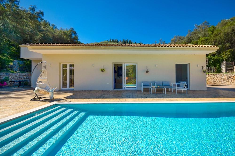 Villa Kambos Saint Stephanos