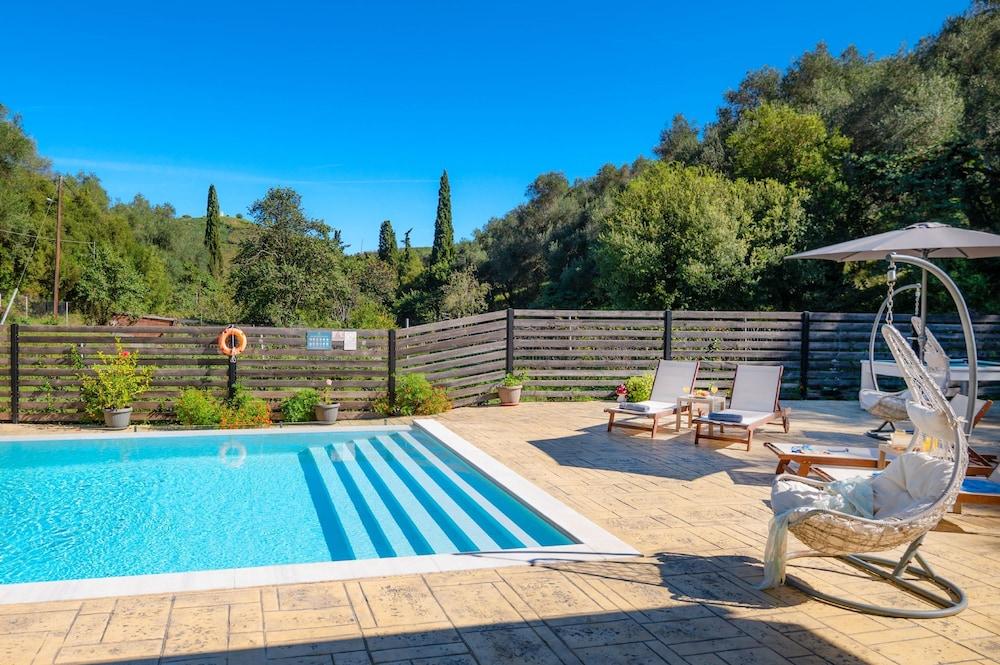 Villa Kambos Saint Stephanos