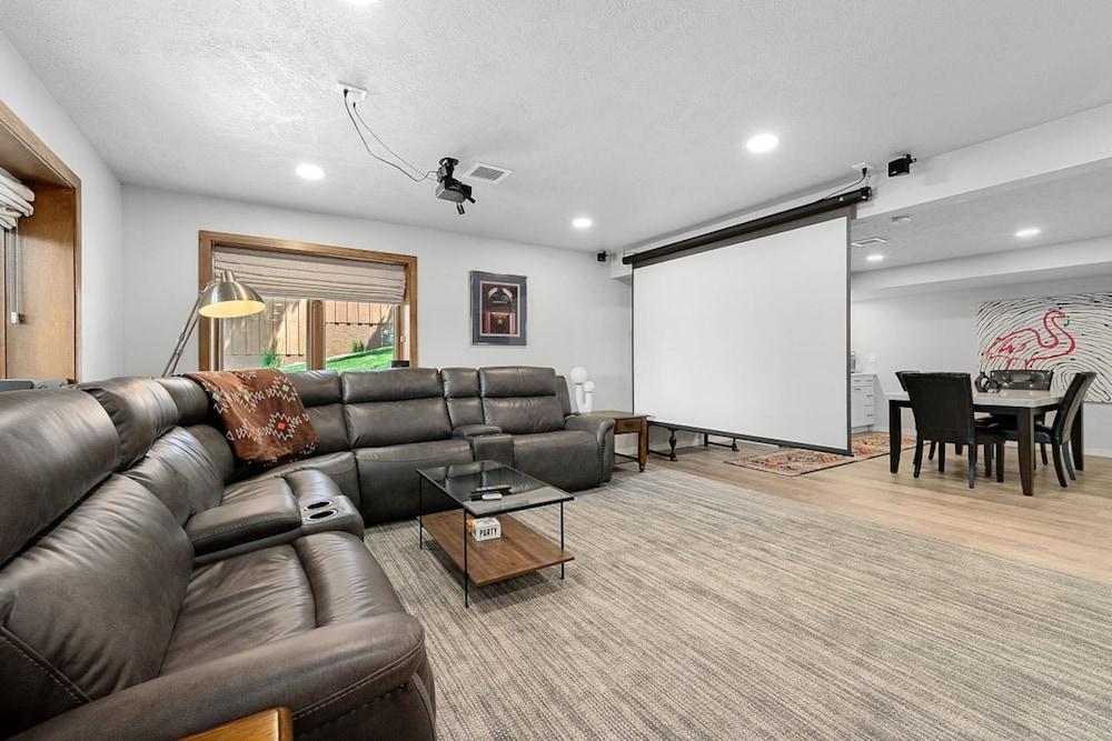 Astoria on Yellowstone