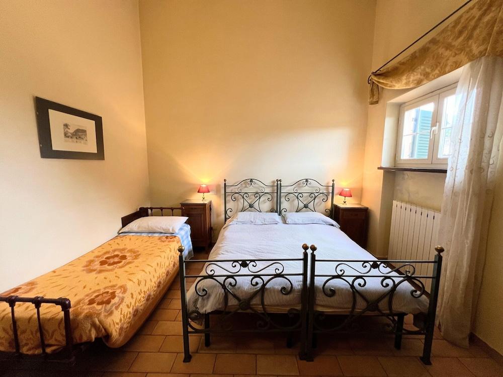 Apartment in Umbria Near Vineyards