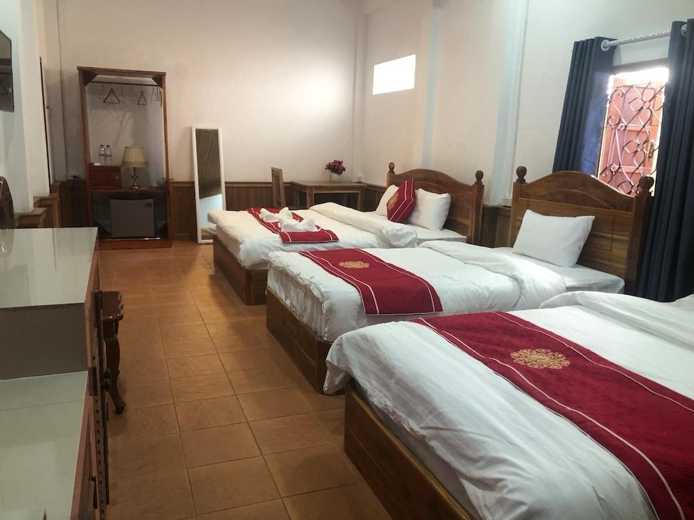 That Luang Place House