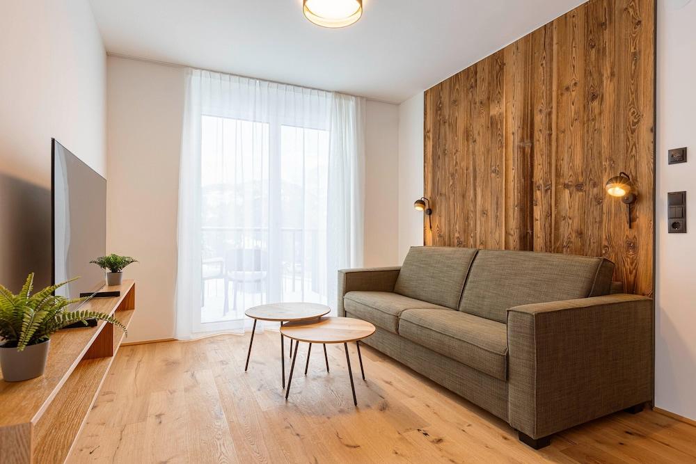 Modern Apartment With Balcony