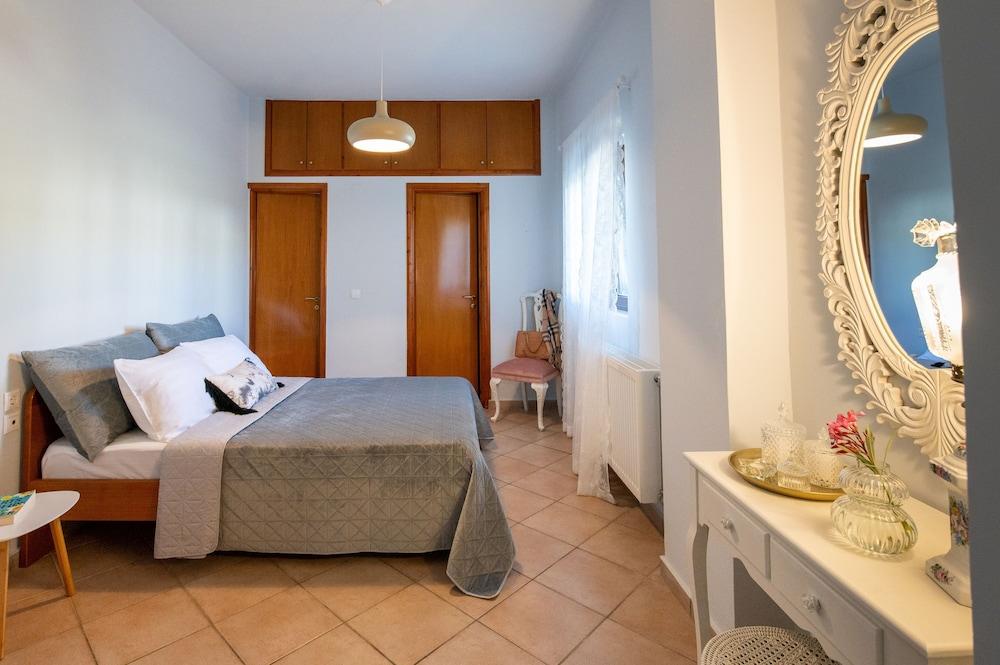 Natalia s Apartment in Tavronitis