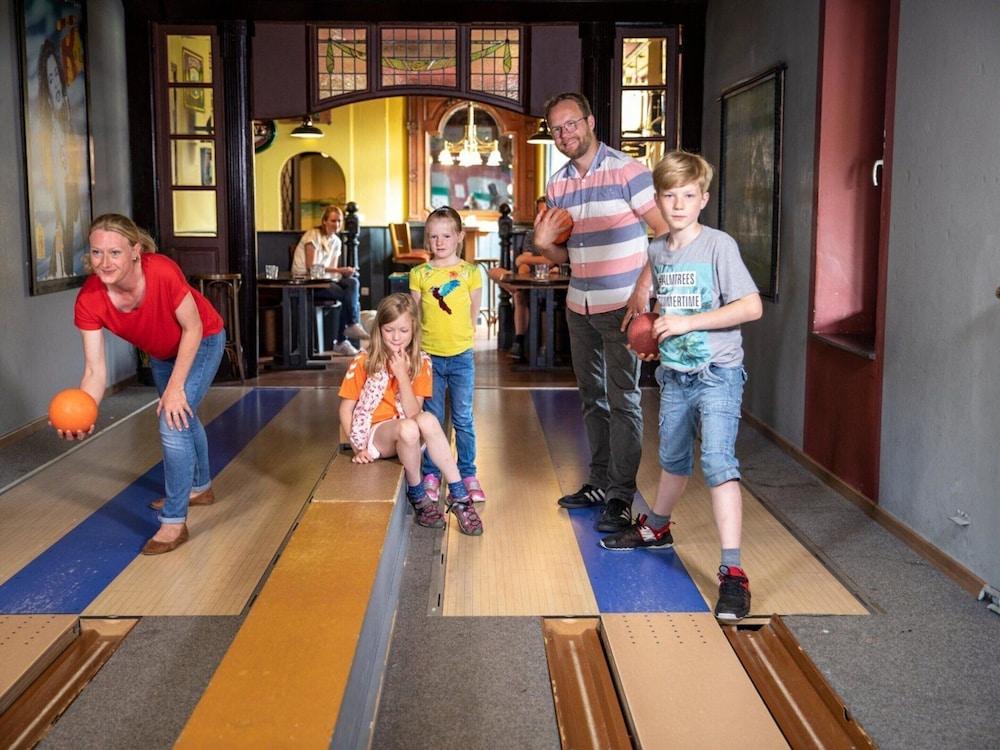 Room in All-inclusive Party Resort, Wangerland