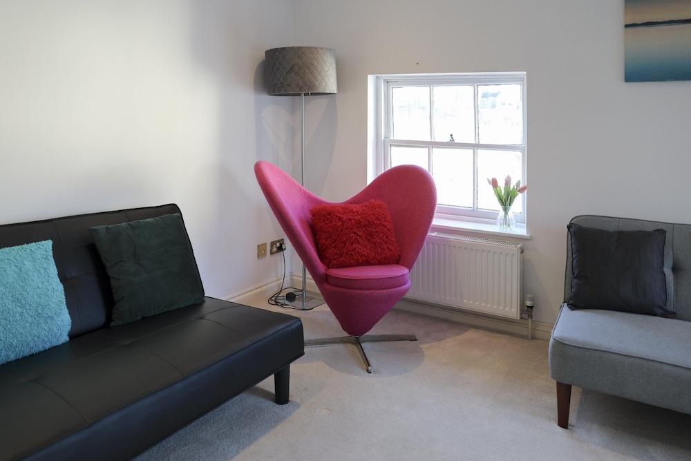 Regency Tavern Apartment 4 By My Getaways