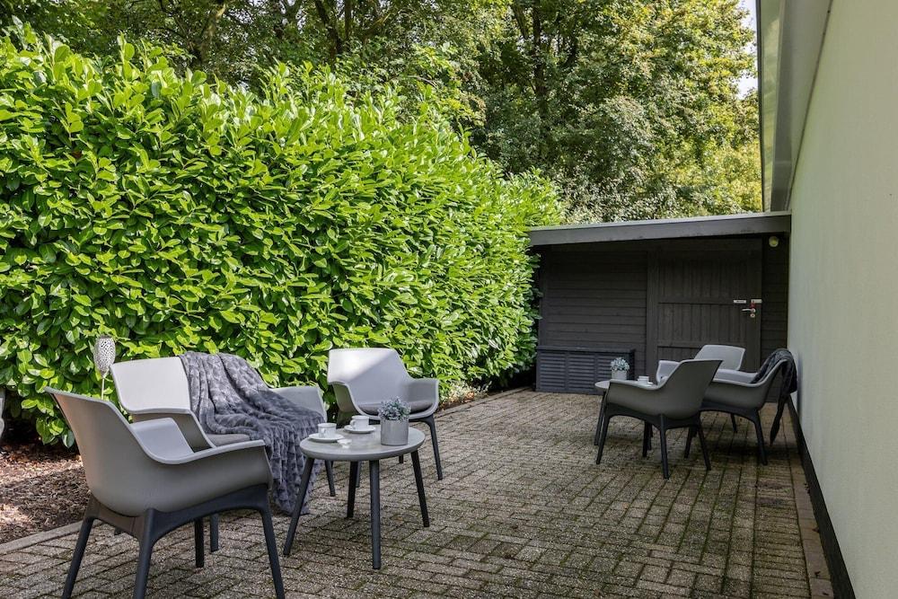 Studio in Kamperland With Terrace