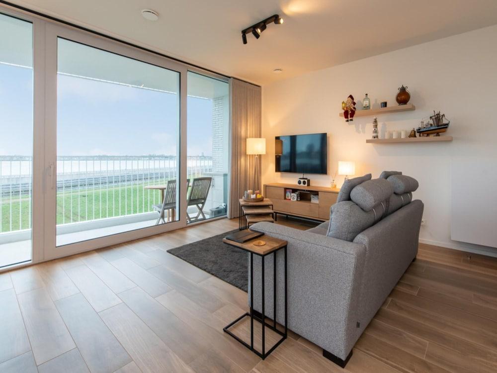 Stylish Apartment With Terrace in Bredene