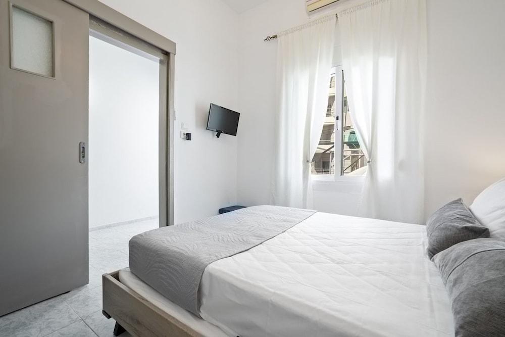 Elie s House Next to the Beach