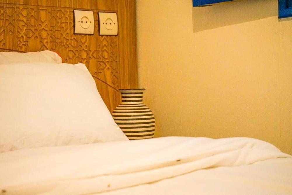 Mirleft Dunes & Waves camp