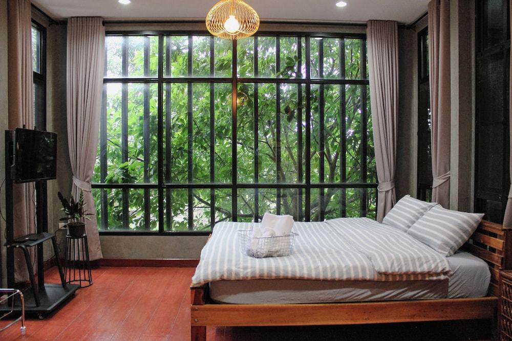 The Melatonin Hostel