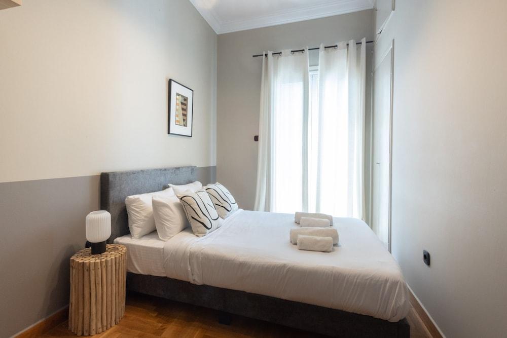 Acropolis View 3-bdrm With Rooftop Garden Jacuzzi