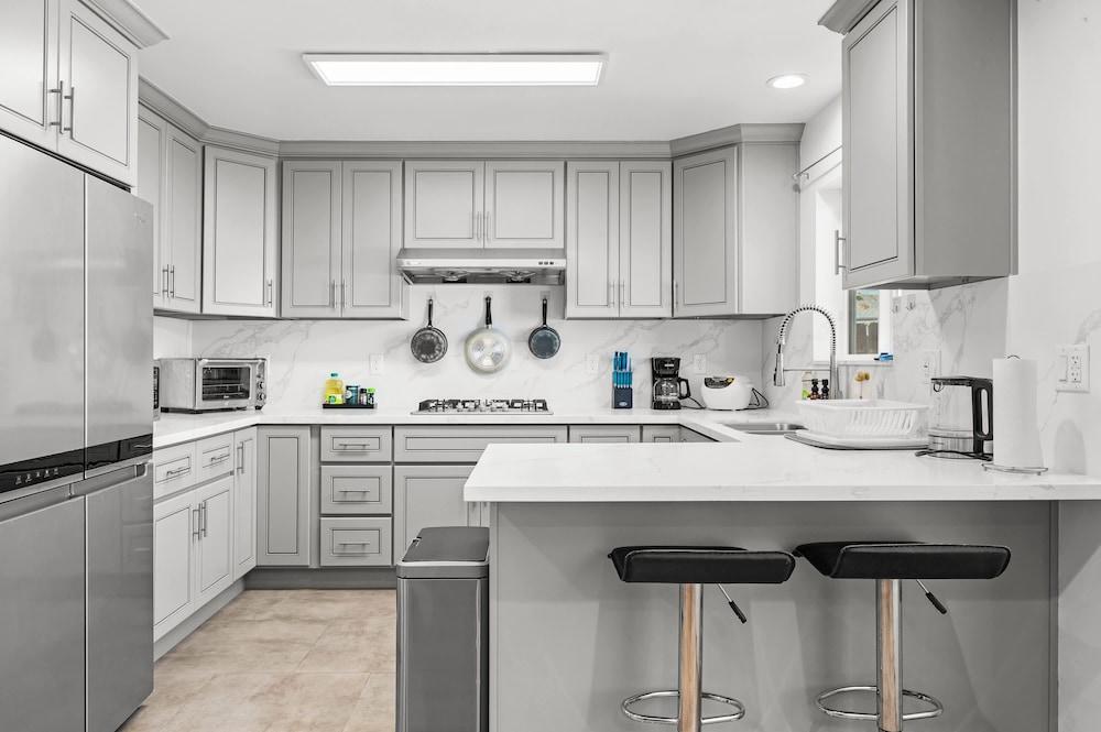 Comfy Retreat With Yard Cozy Interiors