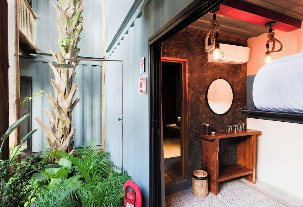 Meteora Stay & Co-Working Space