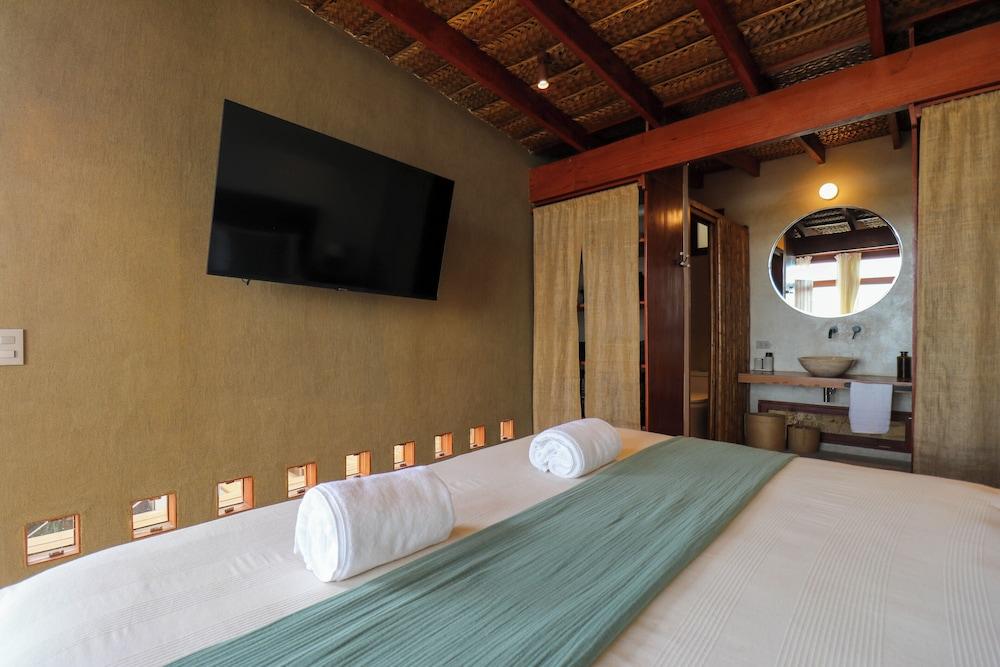 Casa Kahu by Wynwood House