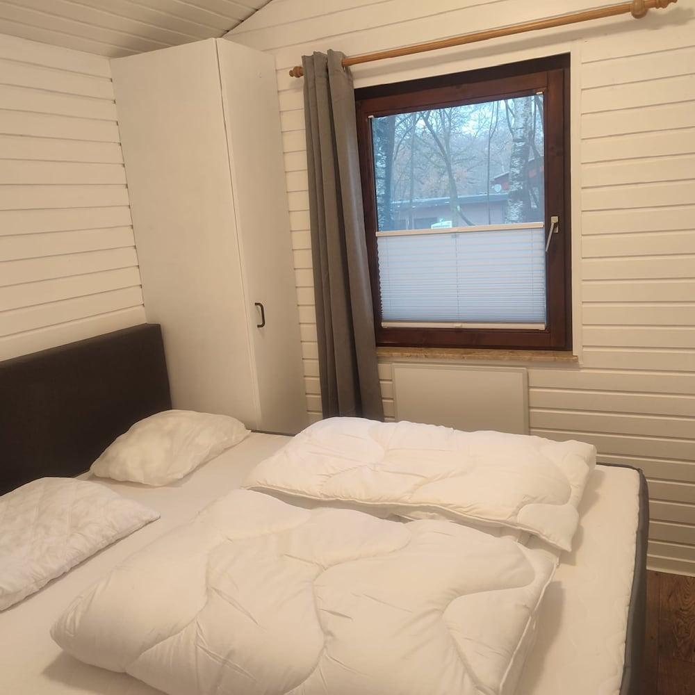 Type 6p With 2 Bedrooms and 1 Bathrooms