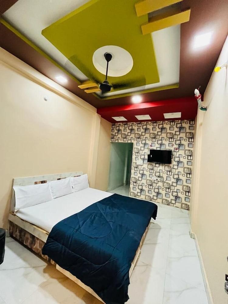Hotel Gurukripa Guest House
