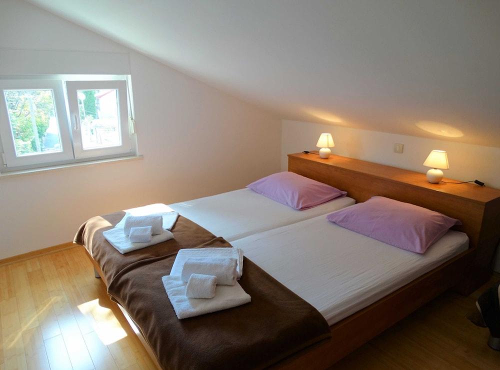 Seaside Escape Selce Apartments