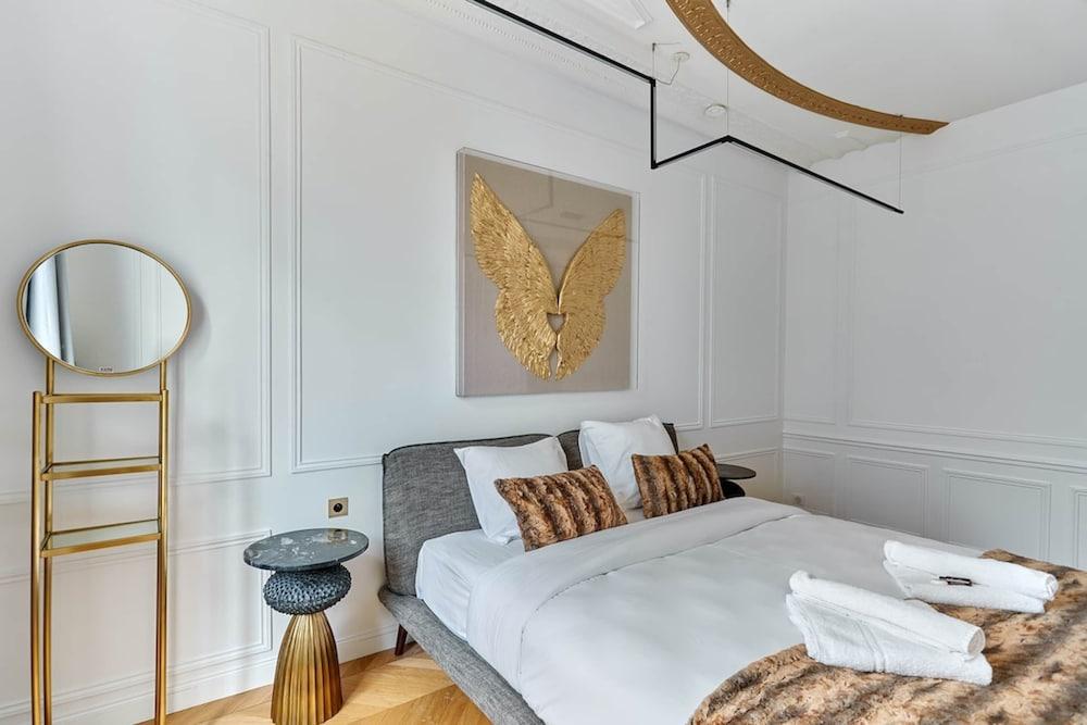 Sublime Apartment Montaigne/arc de Triomphe