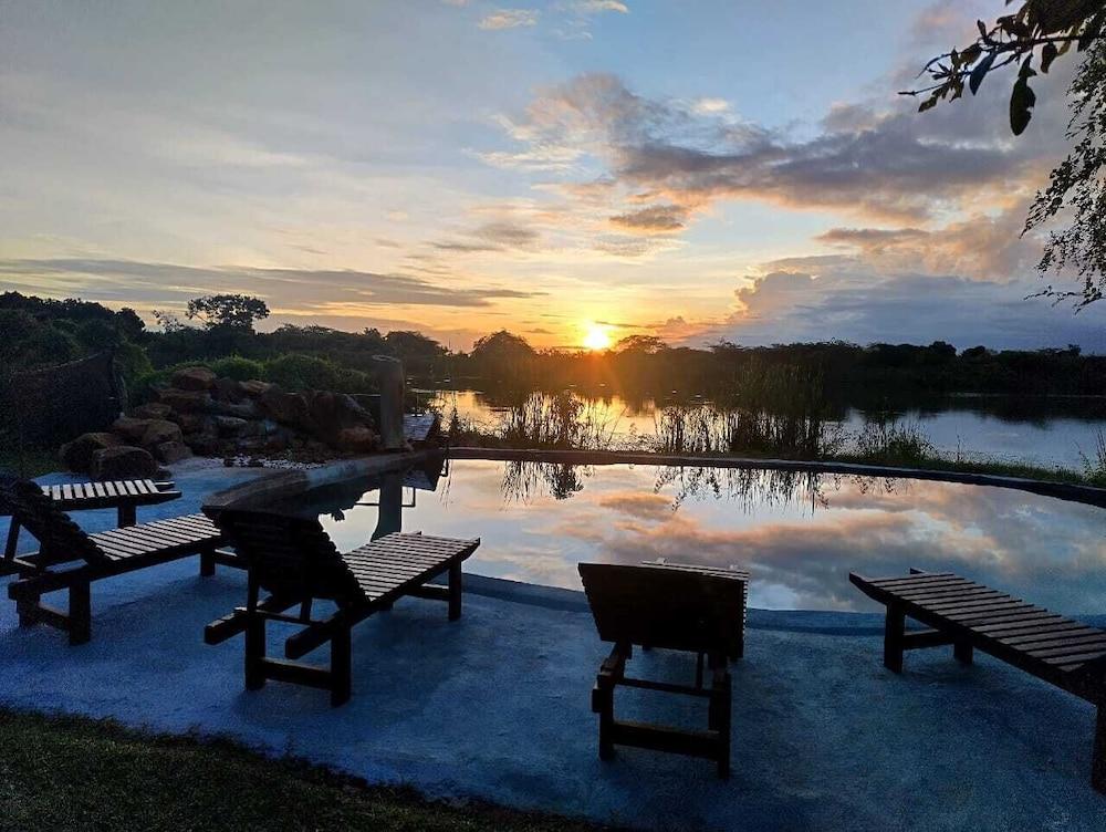 Nagara Lake Glamping Resort