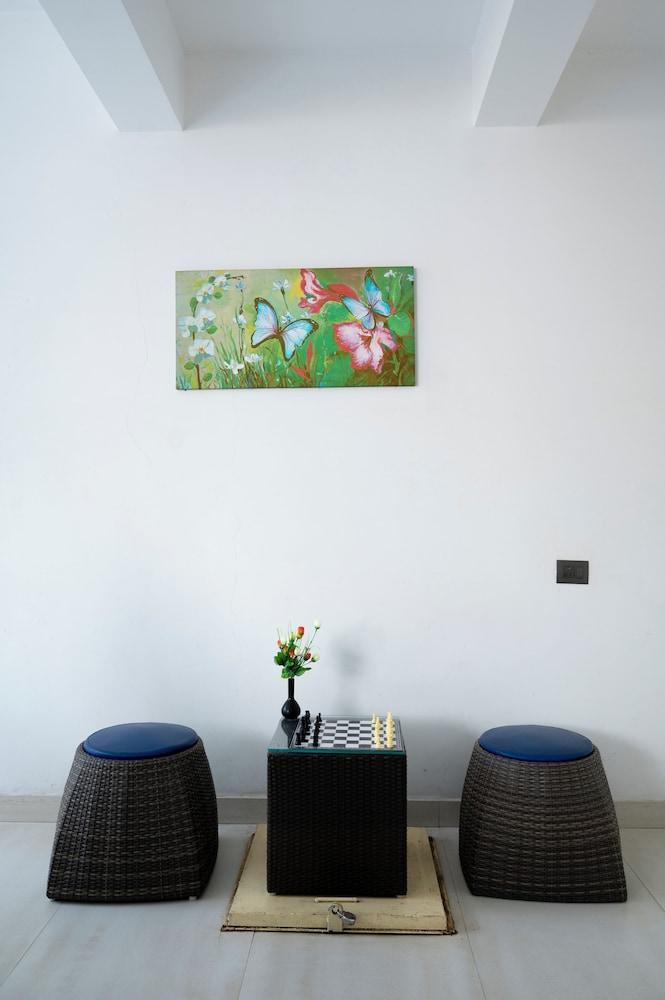 Le Papillon By Bay Hotels