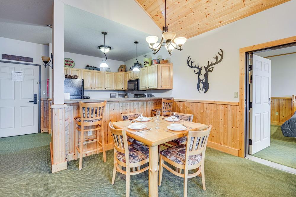 Pool & Lake Access: Northern Lakes Retreat!