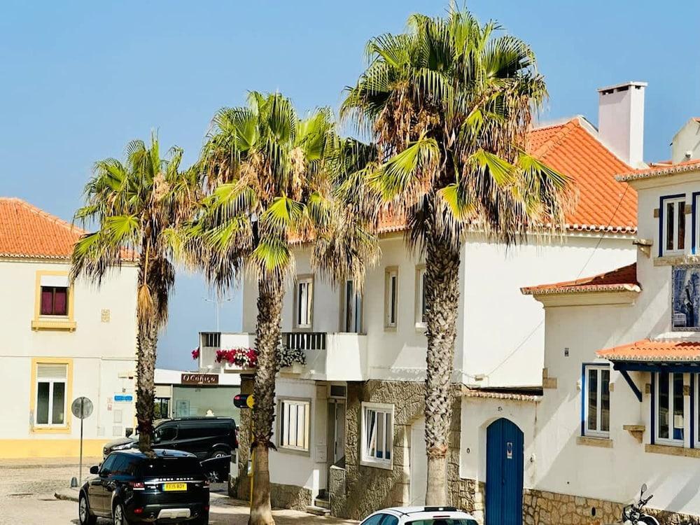 Luxury Ocean View House - Central Ericeira