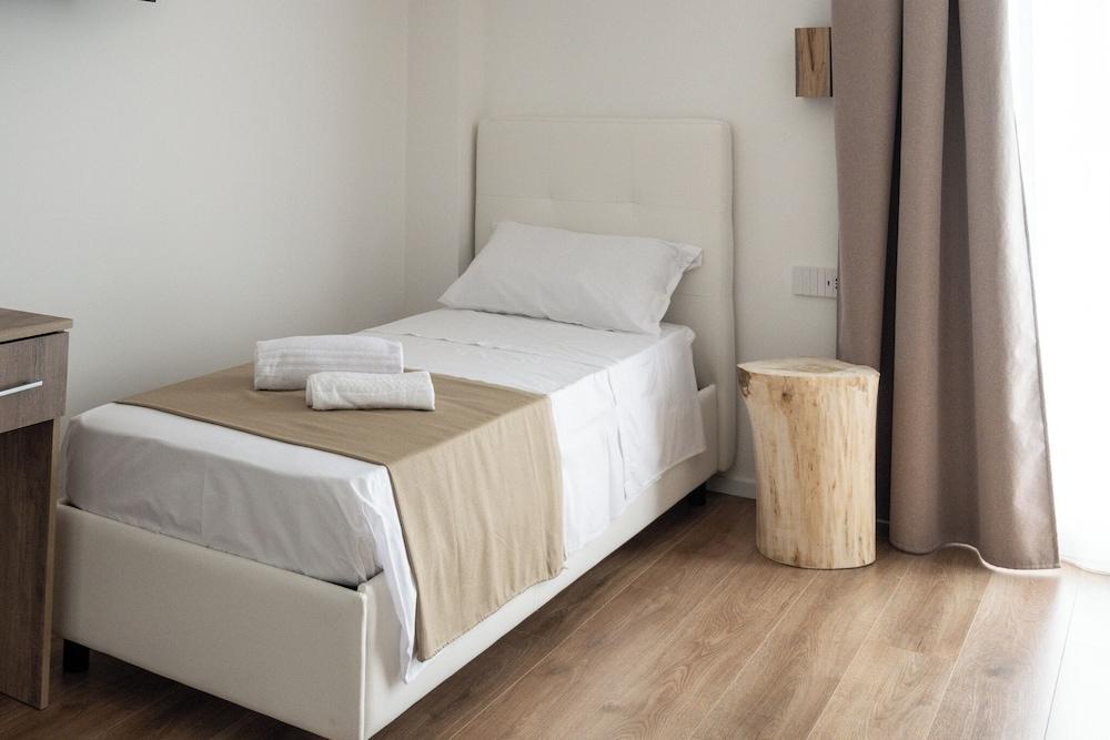 Bellavista Kamarina Resort