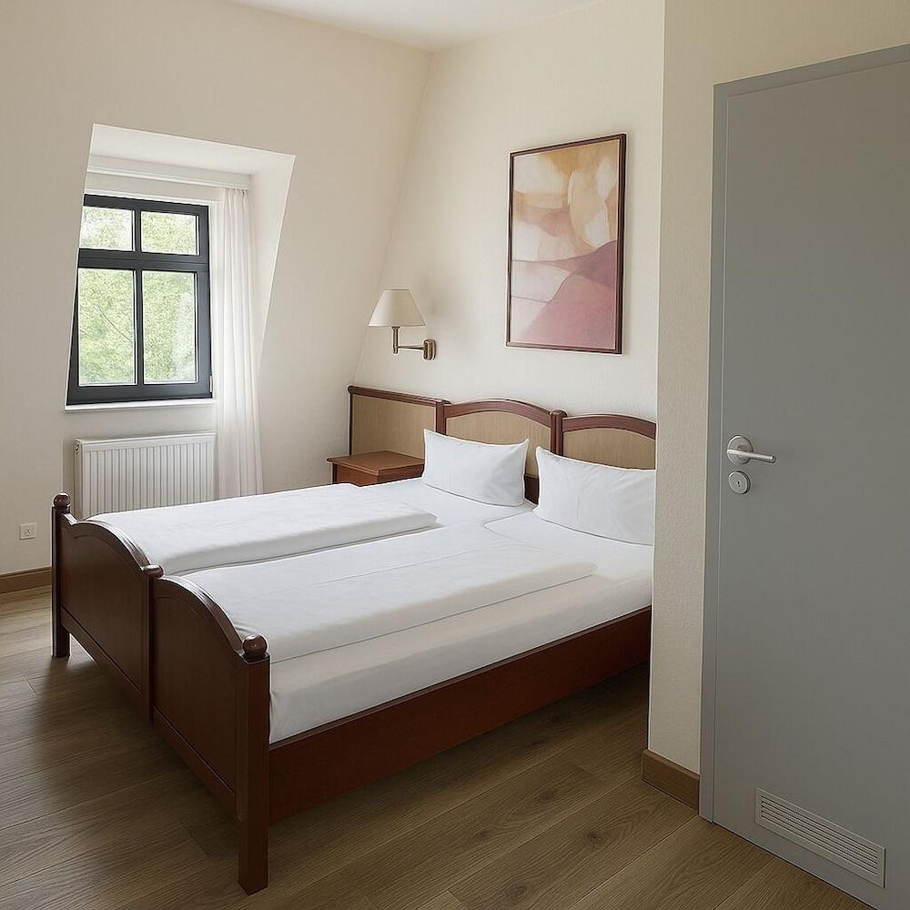 Hotel Villa Noel – Central Station Dresden