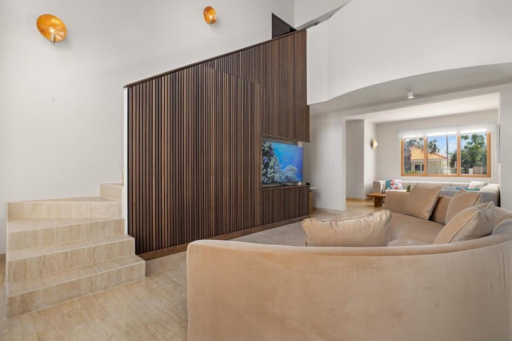 Designer Lux Villapoolbbq3 Min- Tres Trapi Bch