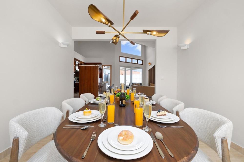 Designer Lux Villapoolbbq3 Min- Tres Trapi Bch