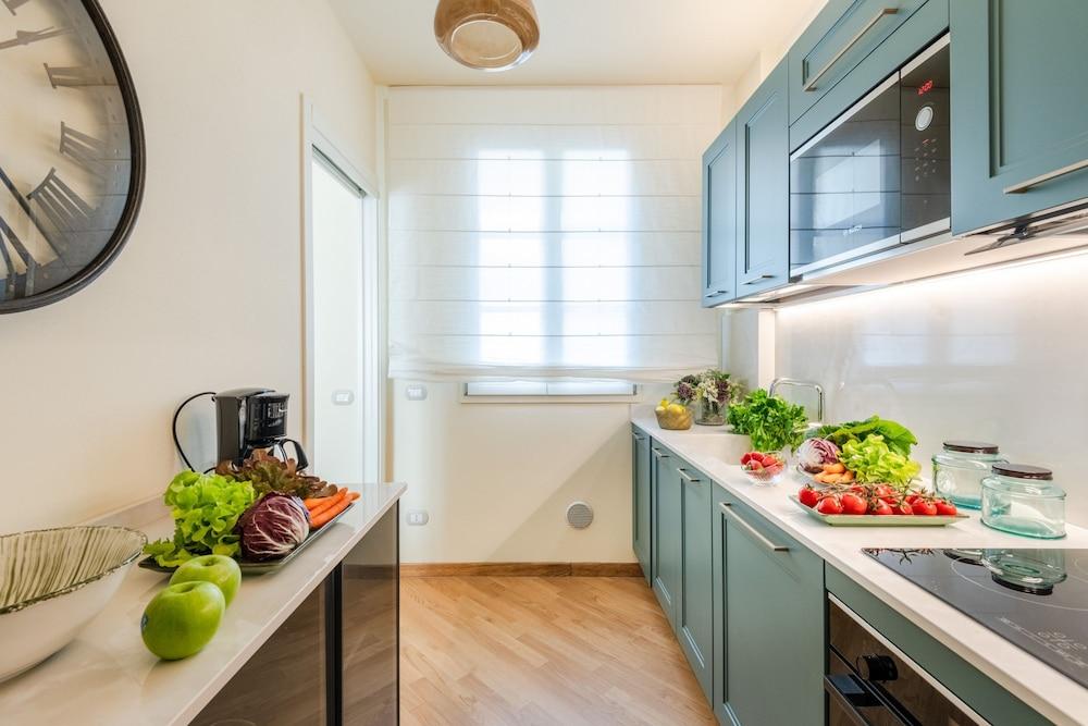 Borgo House an Apartment With Garage