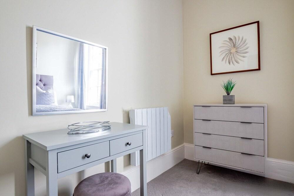 Host Stay Shaw Street Flat