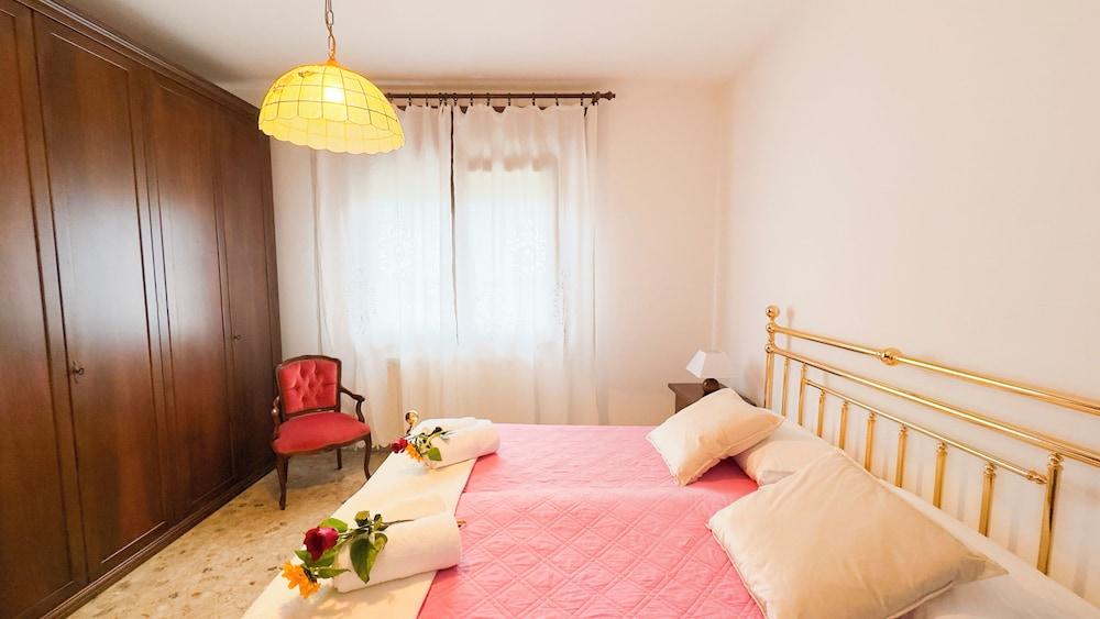 Casa Francy by Ca-sa Check