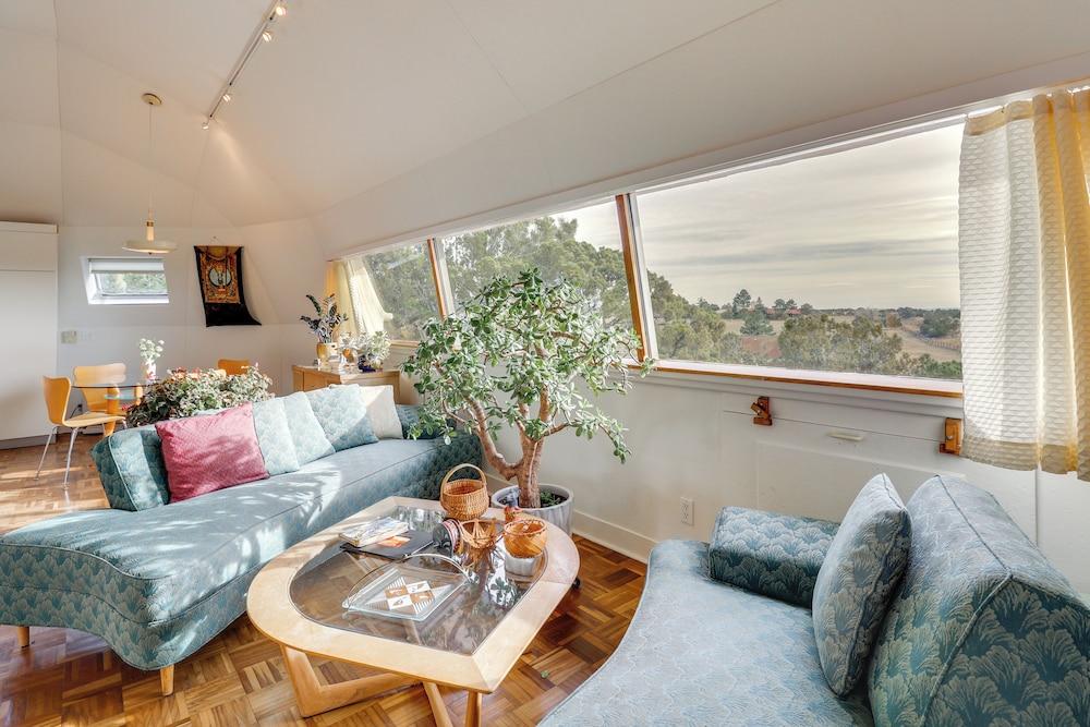 Santa Fe Geo Dome w/ Trail Access & Views