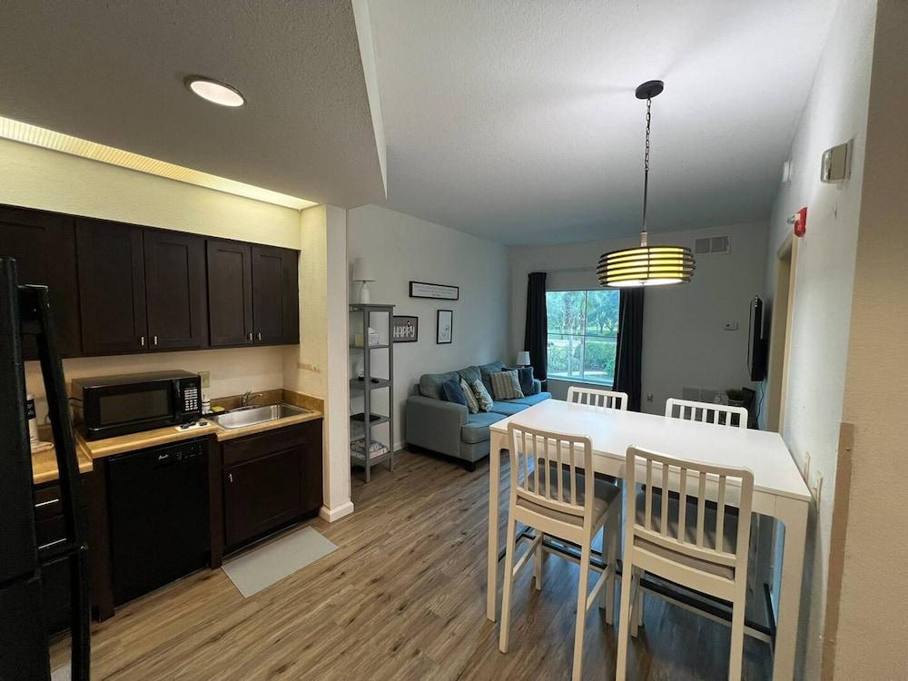 Disney Favorite Free Shuttle