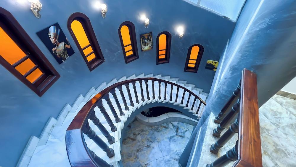 Pyramids Sunlight Hotel