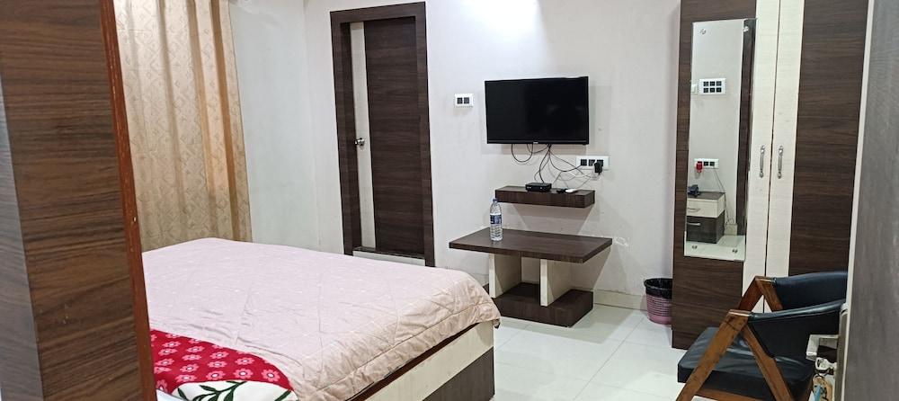 THE IMPERIAL INN by ROH