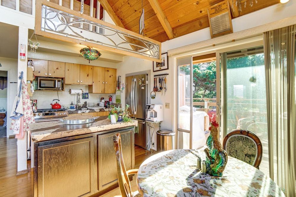 Private Beach Access: Pet-friendly California Gem!