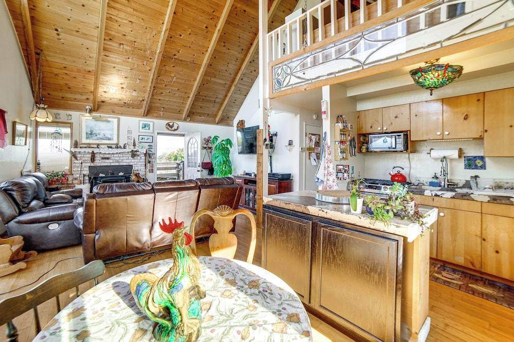 Private Beach Access: Pet-friendly California Gem!