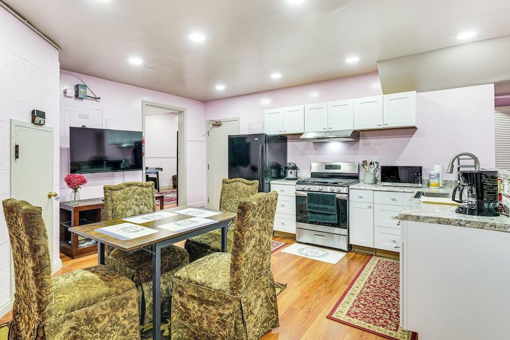 Lake Chabot Getaway ~ 3 Mi to Water!