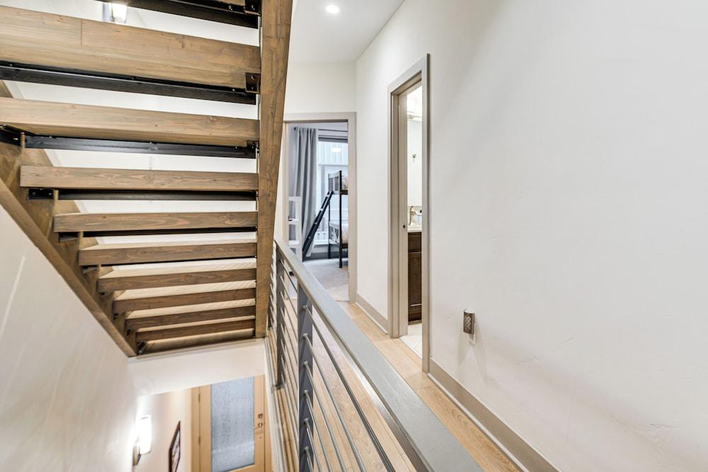 Hot Tub & Views: Getaway 8 Mi to Keystone Resort!